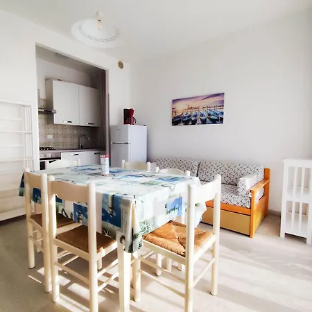Apartment Diplomatic Superior Fronte Mare *