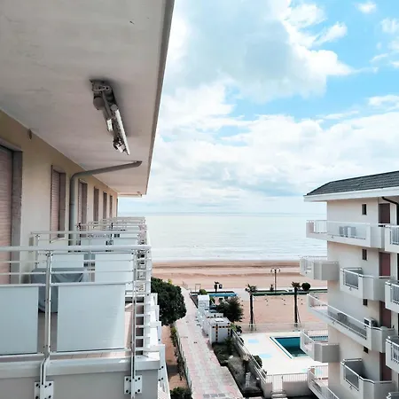 Diplomatic Superior Fronte Mare