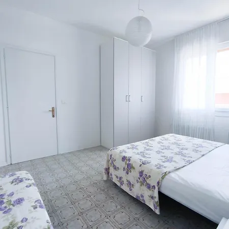 Diplomatic Superior Fronte Mare Apartment Lido di Jesolo